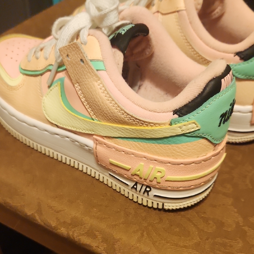 Nike Air Forces Low Pastel Sneakers - Picture 6 of 7